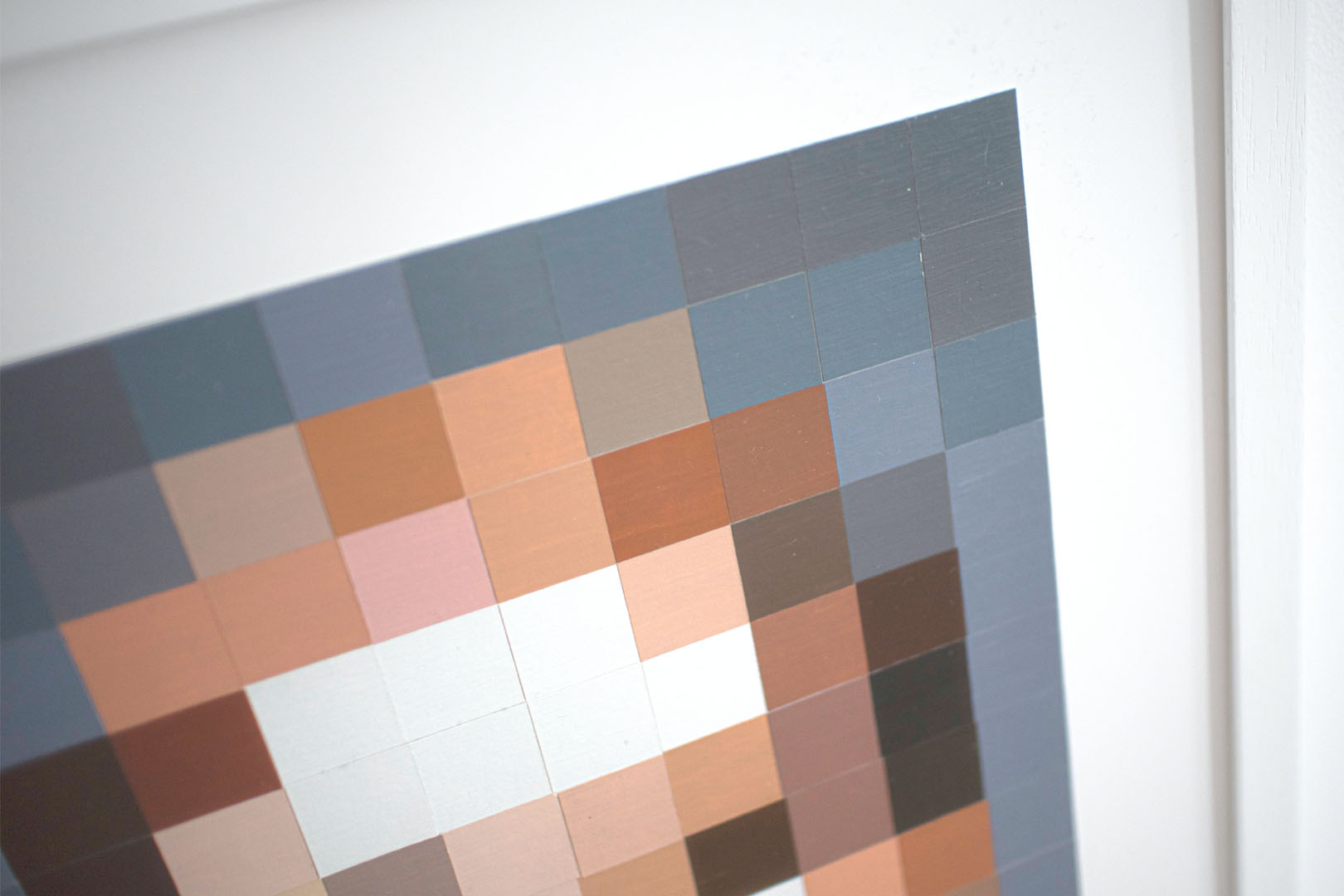 Johannes Raschke, Portrait 20/08, Detailansicht, Nahaufnahme der Collage-Texturen und Farbaufträge